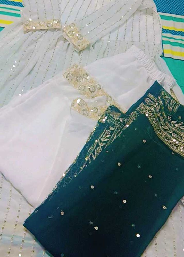 Hina Khan Viral Naira Dress 3pc Suit Set