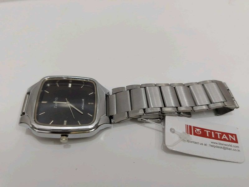 Offer 🔥Titan Watch  ( Original)