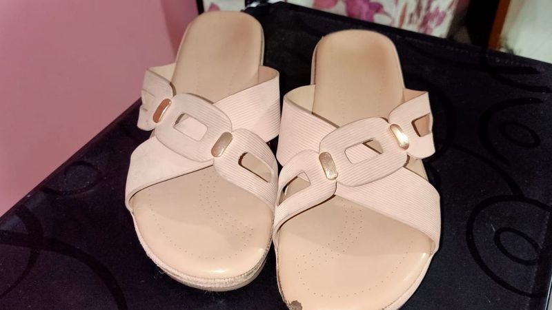 Metro Women Open Toe Flats