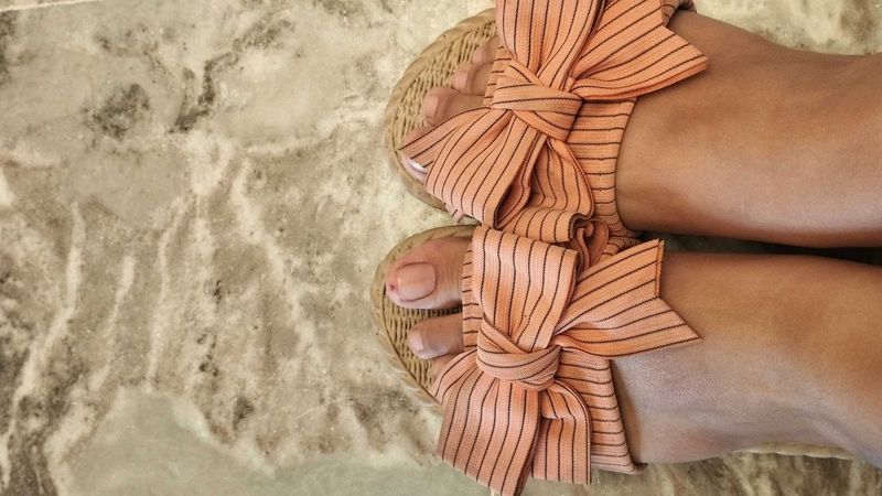 Cute Bow Tie Flip Flops