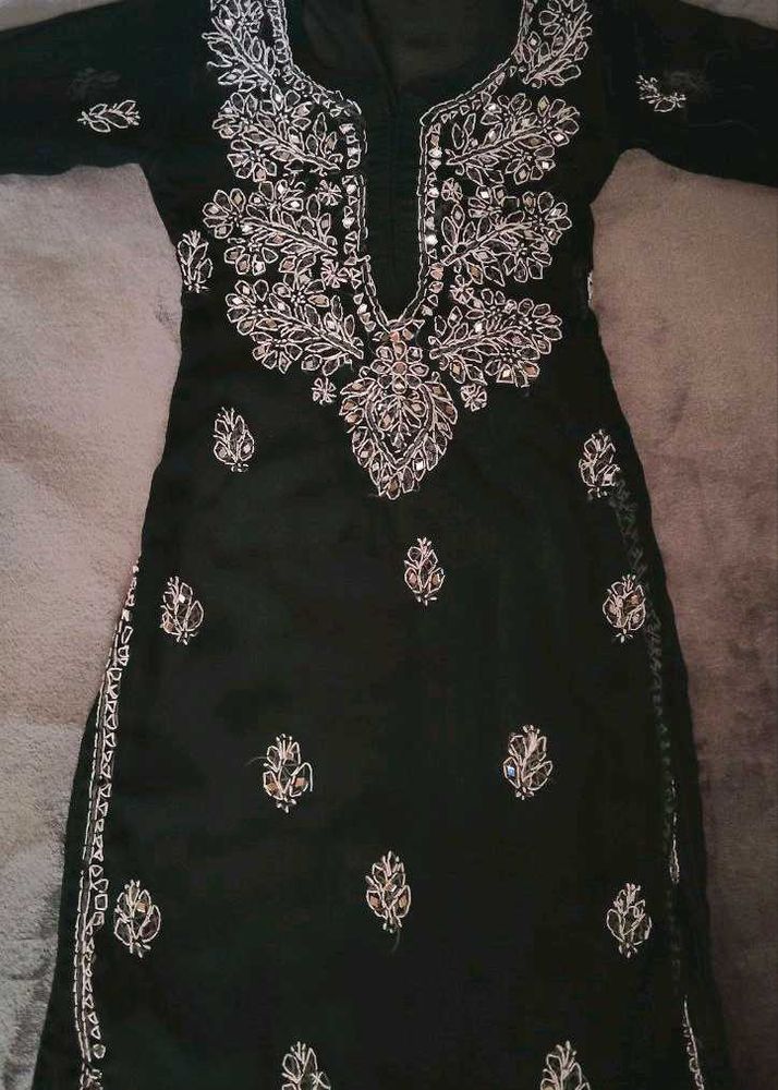 Dark green Chikankari kurta