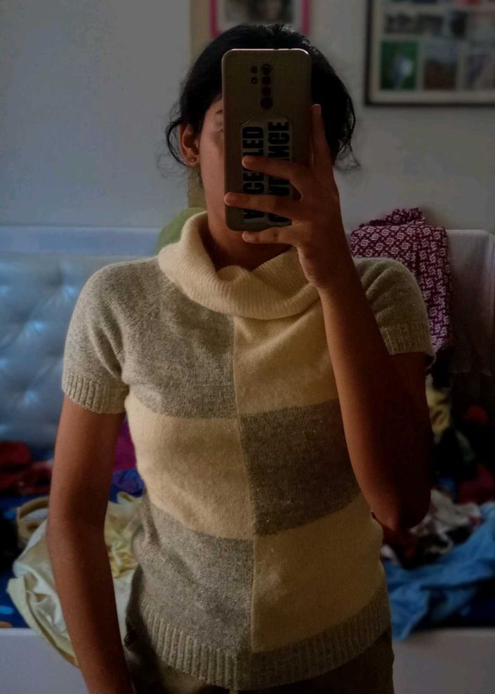 Cute Cream And Grey Soft Knitted Top