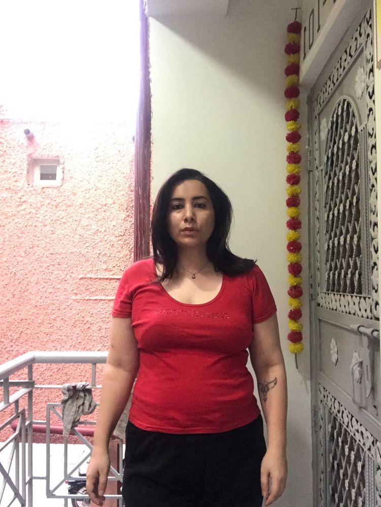 Red Ucb Top