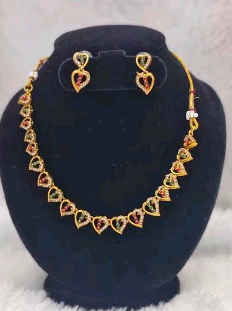 Heart Design Necklace Set
