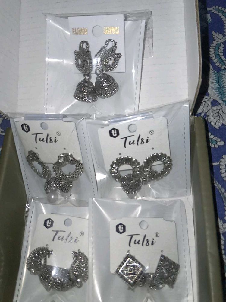 Tulsi Silver Earrings Bundle