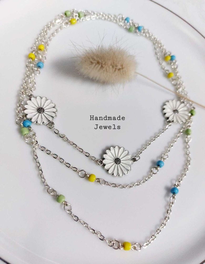 Long Chain Wrap Around Daisy Necklace