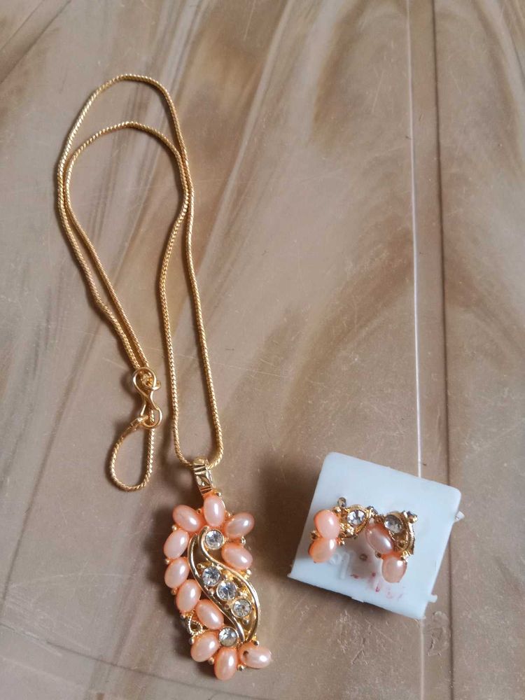Neckpiece With Earrings 🧡