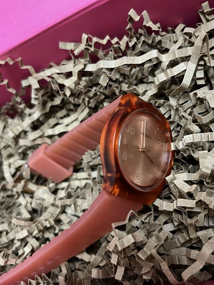 Dressberry Strap Watch