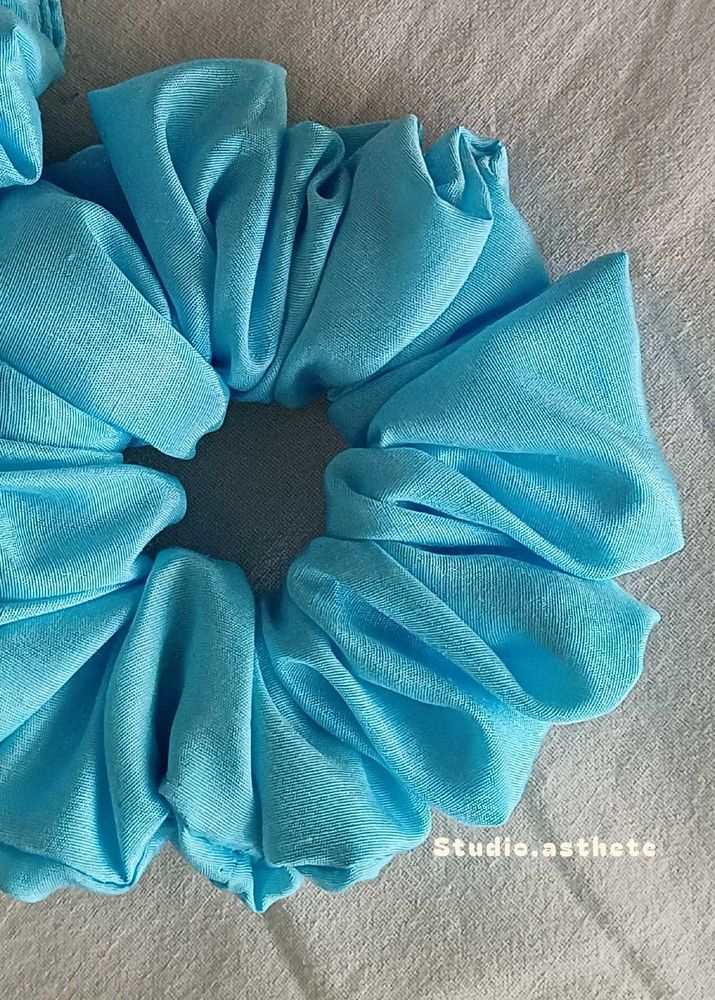 Blue Scrunchies🦋🪼