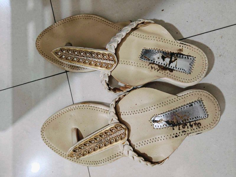 Ethnic Flats/Sandals For Women