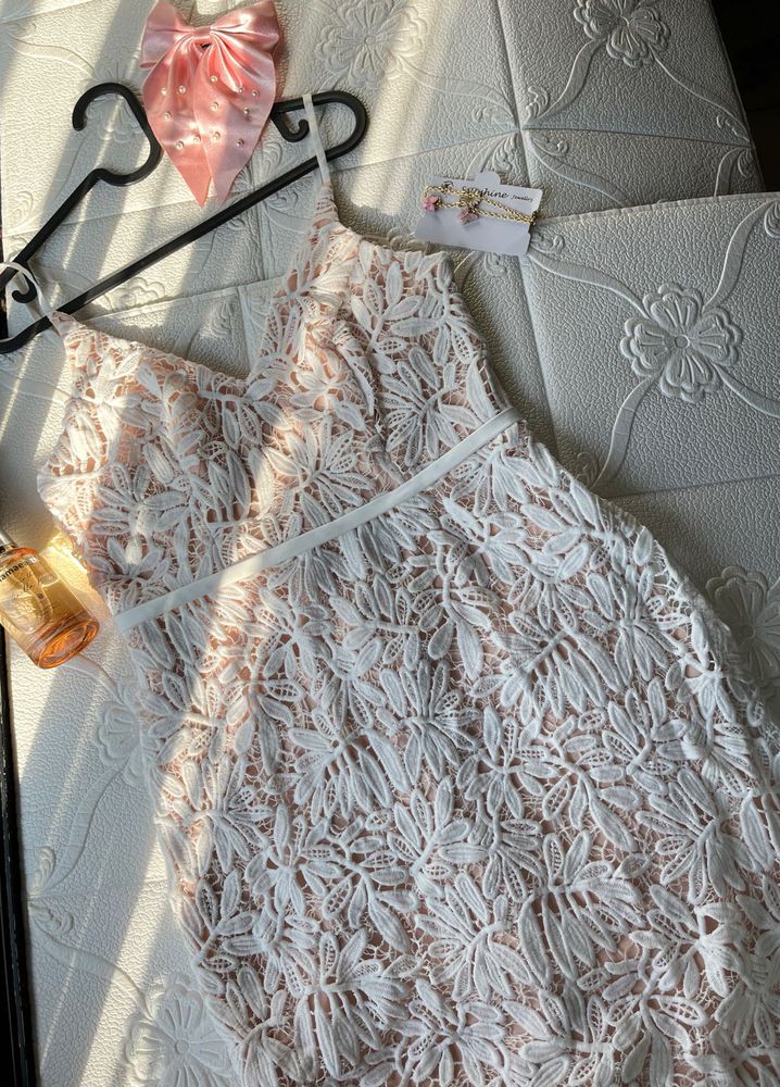 Beautiful White Lace dress