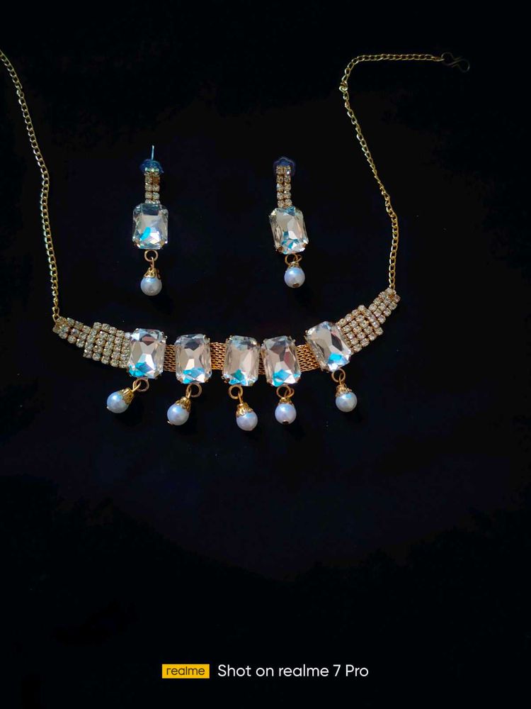 Elegant Necklace Set