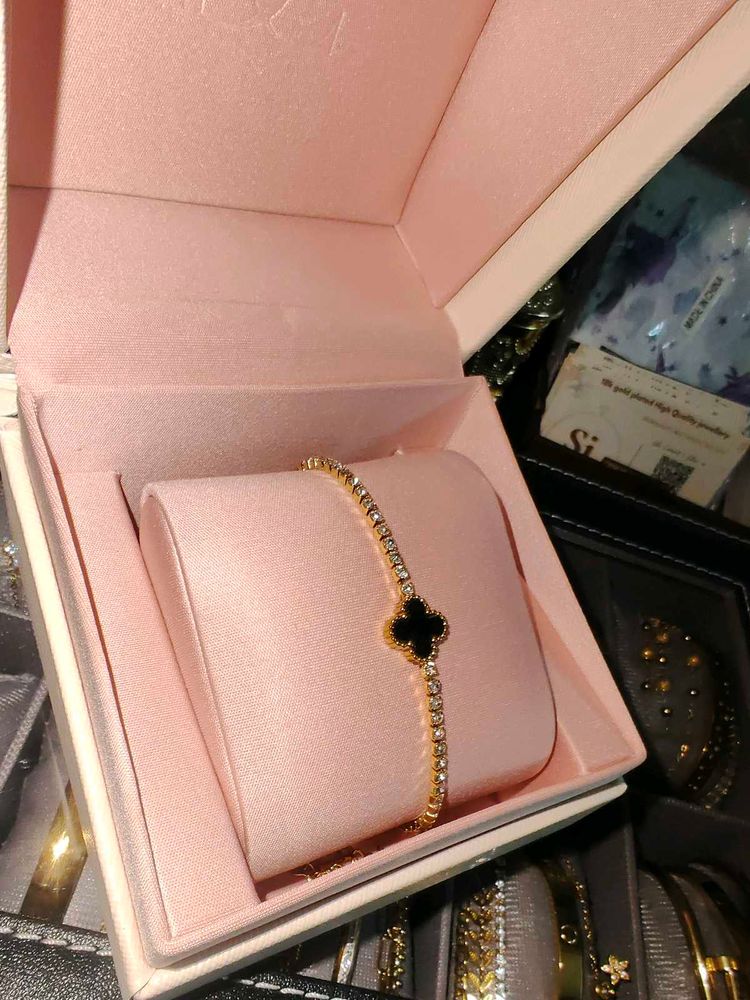 Clover Bracelet