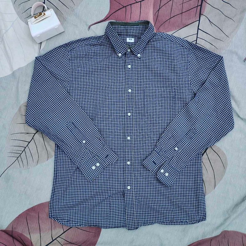 Uniqlo Shirt