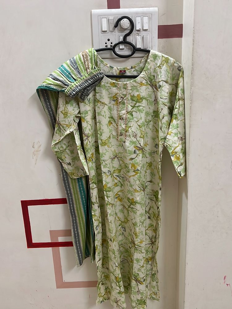 Kurta Plazzo Set Size M
