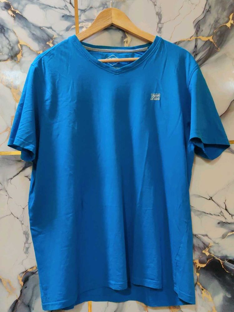Blue V-Neck T-Shirt XXL