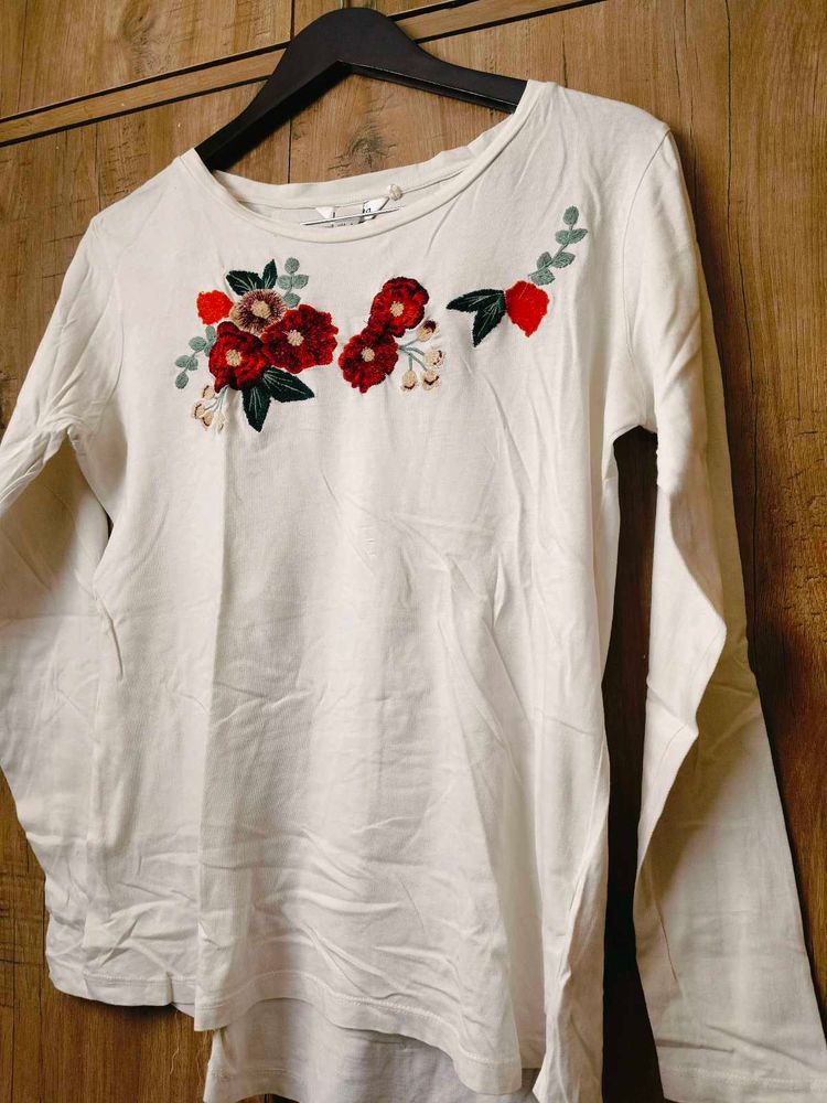 Top In White Colour