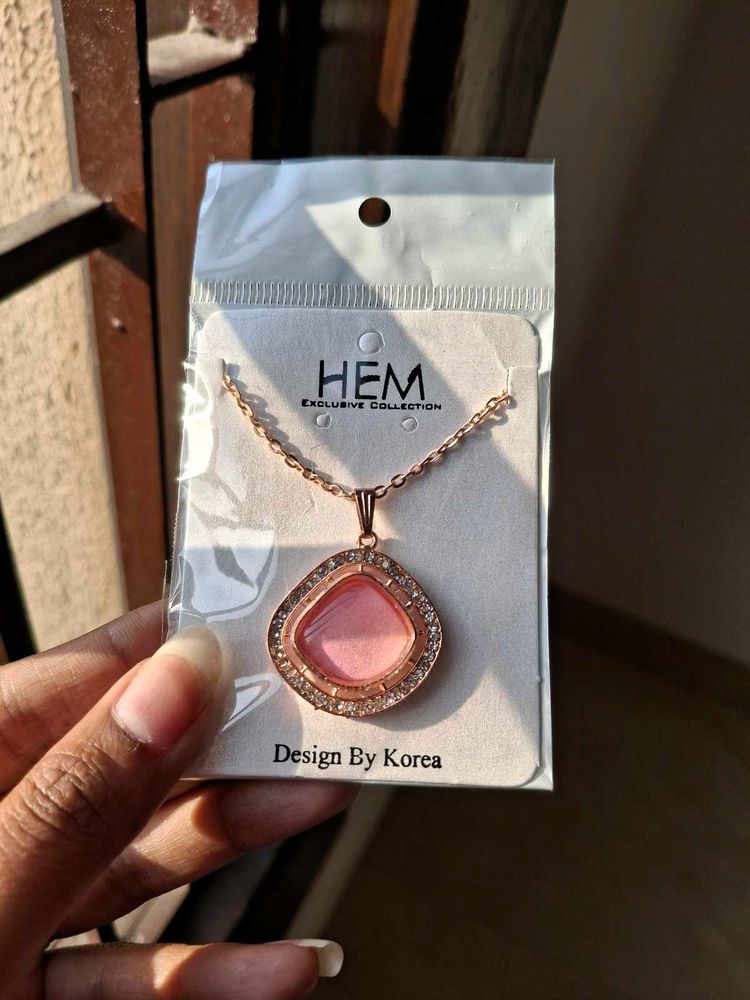 Chain Pendent