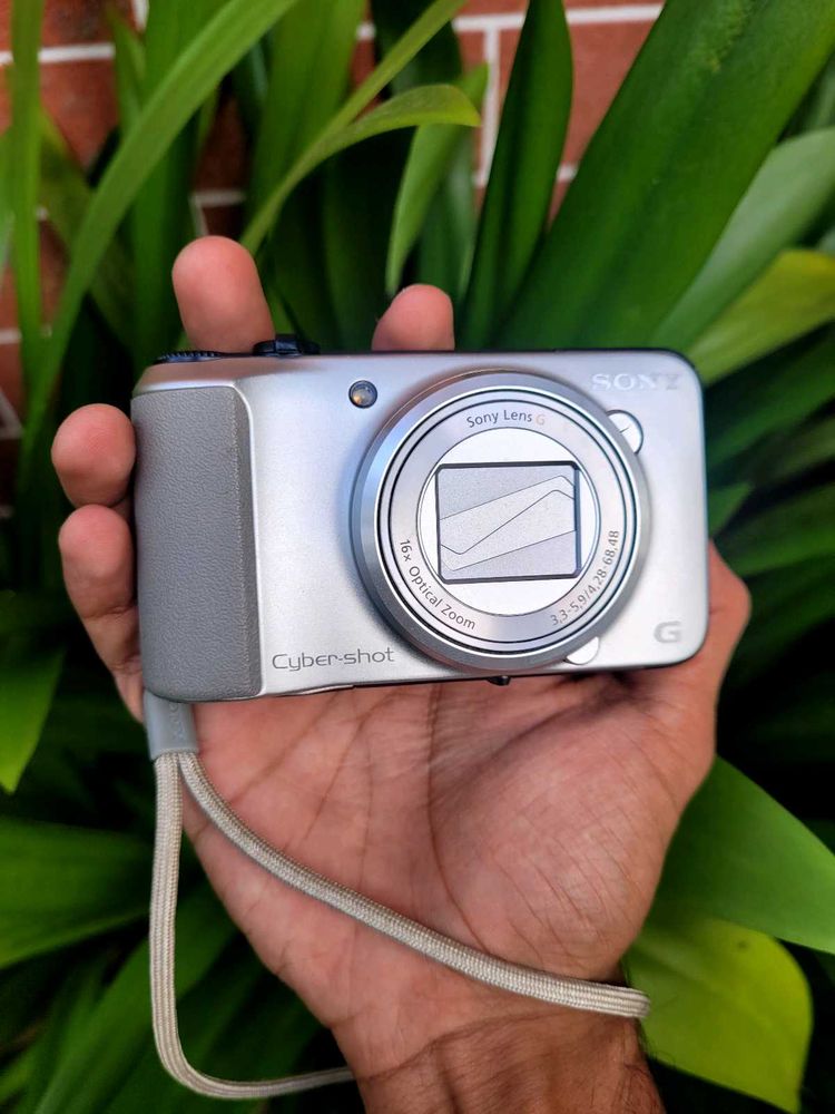 Sony Cybershot DSC-HX10v Digital Camera