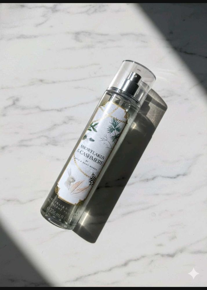 Bath and Body Works Snowflakes &amp; Cashmere Mist