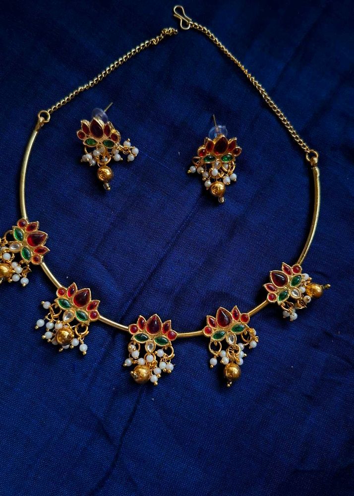 Lotus hasli necklace set