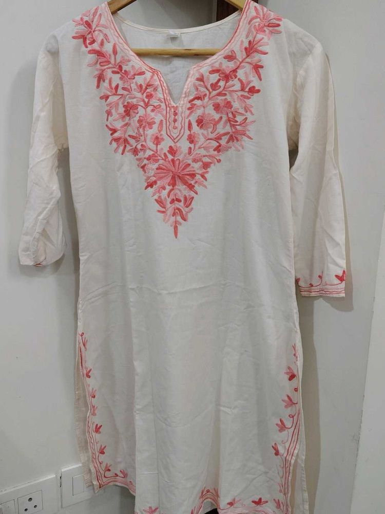 Hand-embroided Kurta