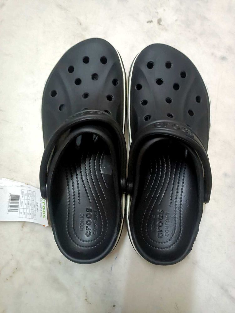 Crocs With Tag