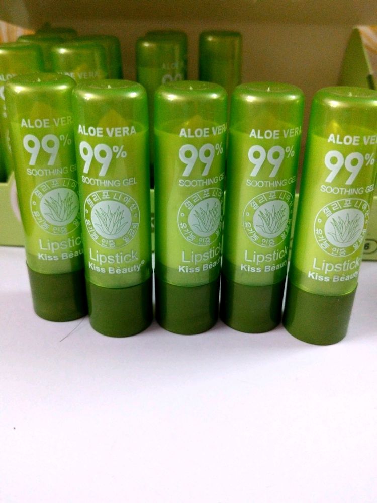 5 Pieces Aloevera Lipstick &amp; Free eyliner