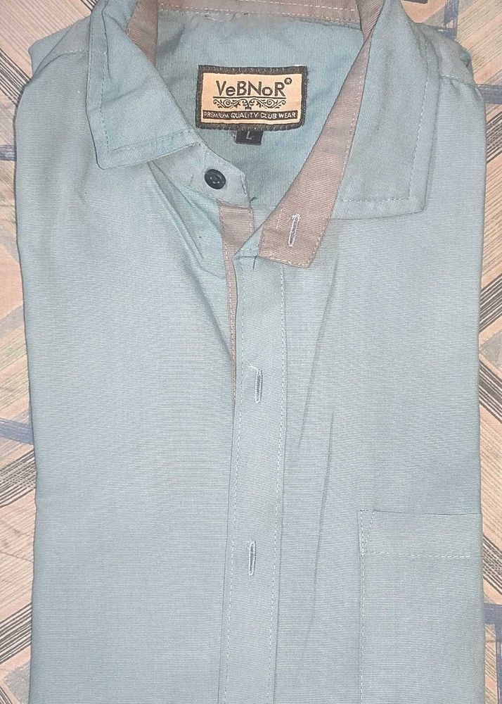 VeBNoR Casual Button-Down Shirt