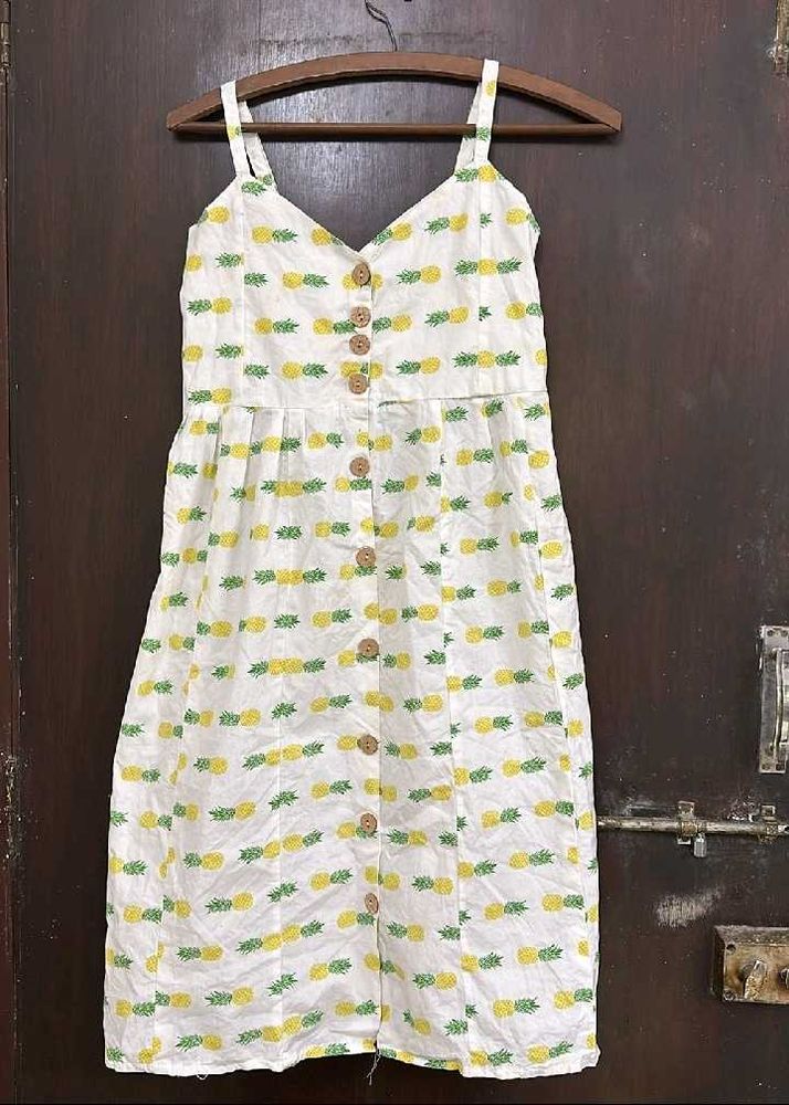 Yello dress Beautiful