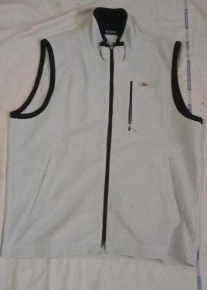 Sleeveless Jacket